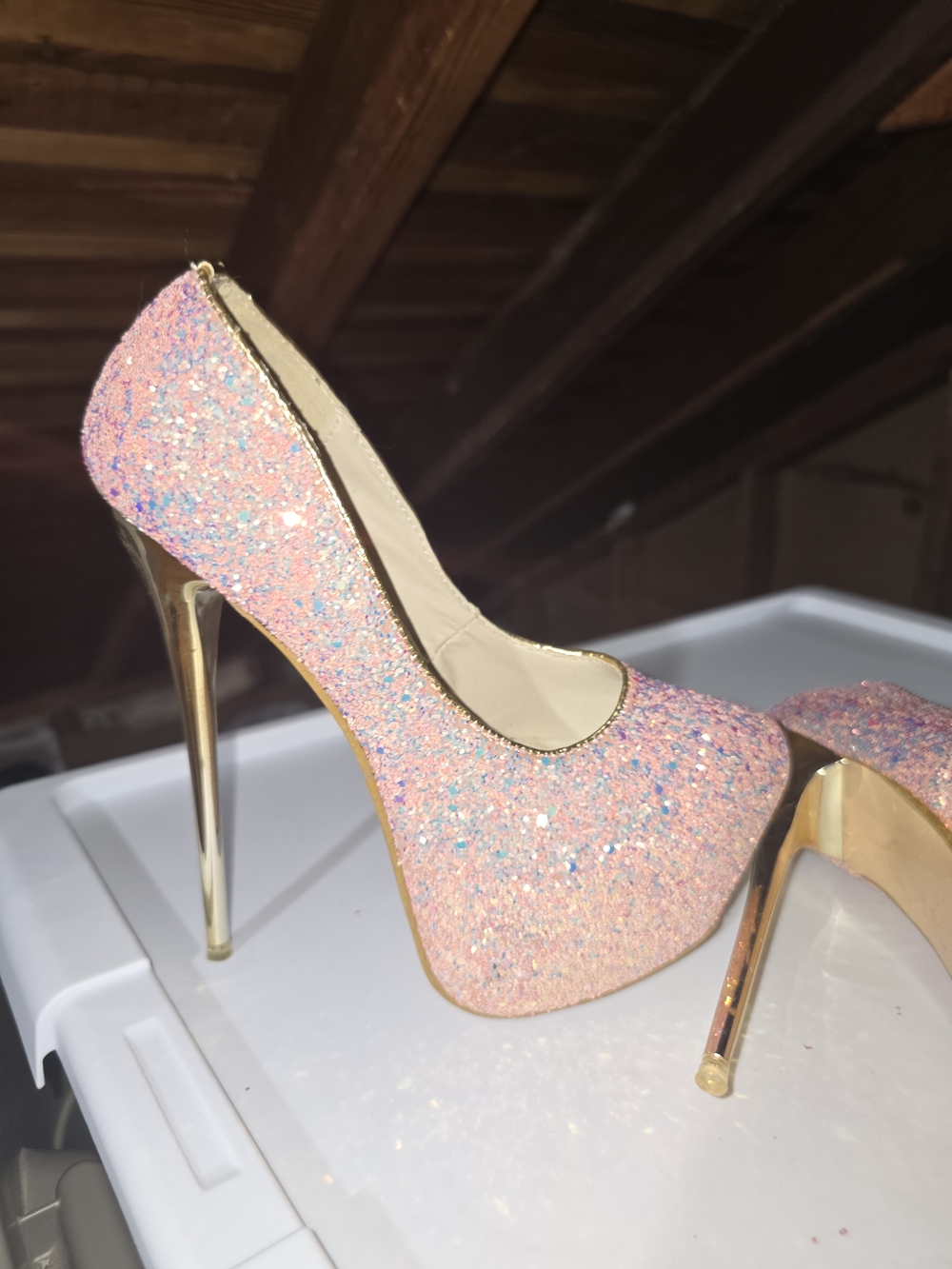 Sparkling Pink Glitter Stiletto Pumps with Gold Heel